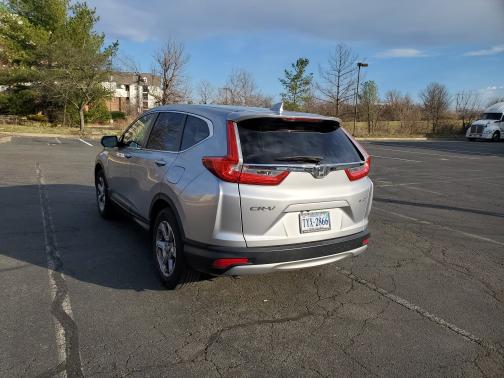 Photo 3 of 10 of 2019 Honda CR-V EX-L